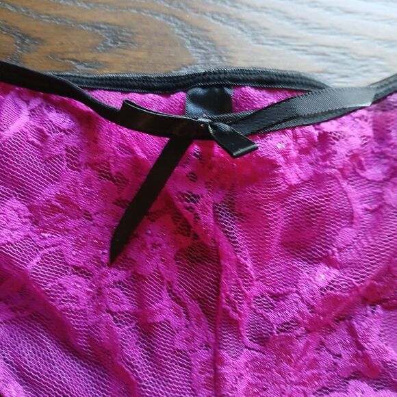 Dreamgirl Cheeky Panty Size 1X/2X Purple Sheer Lace Floral Ruffle Style # 9103X - Picture 4 of 6